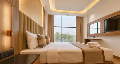 Hotel Grand Shalimar by JMD Group