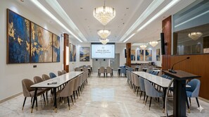 Business center - Hotel Grand Shalimar by JMD Group (New Delhi)