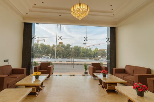 Hotel Grand Shalimar by JMD Group