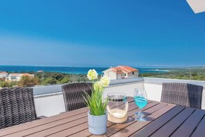 Outdoor dining - Villa Adria 3 (Novalja)