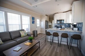 Living area - Camp Margaritaville Auburndale RV Resort (AUBURNDALE)