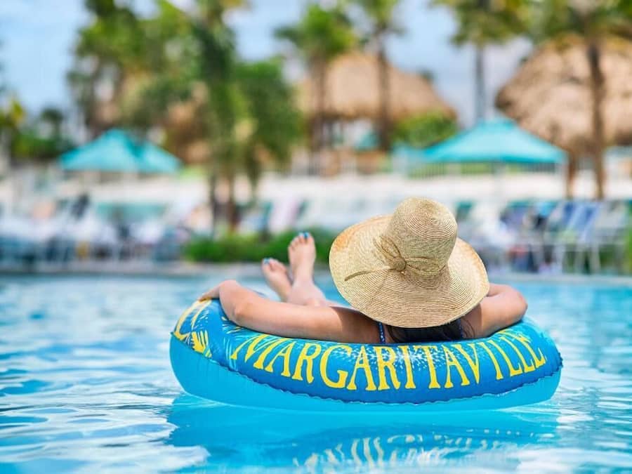 2 outdoor pools, pool cabanas (surcharge), pool umbrellas