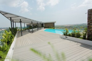 Pool - A Plush Studio at Loxwood House (Accra)
