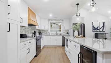 Signature-Haus, 4 Schlafzimmer, Nichtraucher, Terrasse | Eigene Küche | Kühlschrank, Mikrowelle, Ofen, Herdplatte