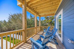 Property grounds - Oceanside, Dog Friendly Home with Private Pool and Hot Tub (Salvo)