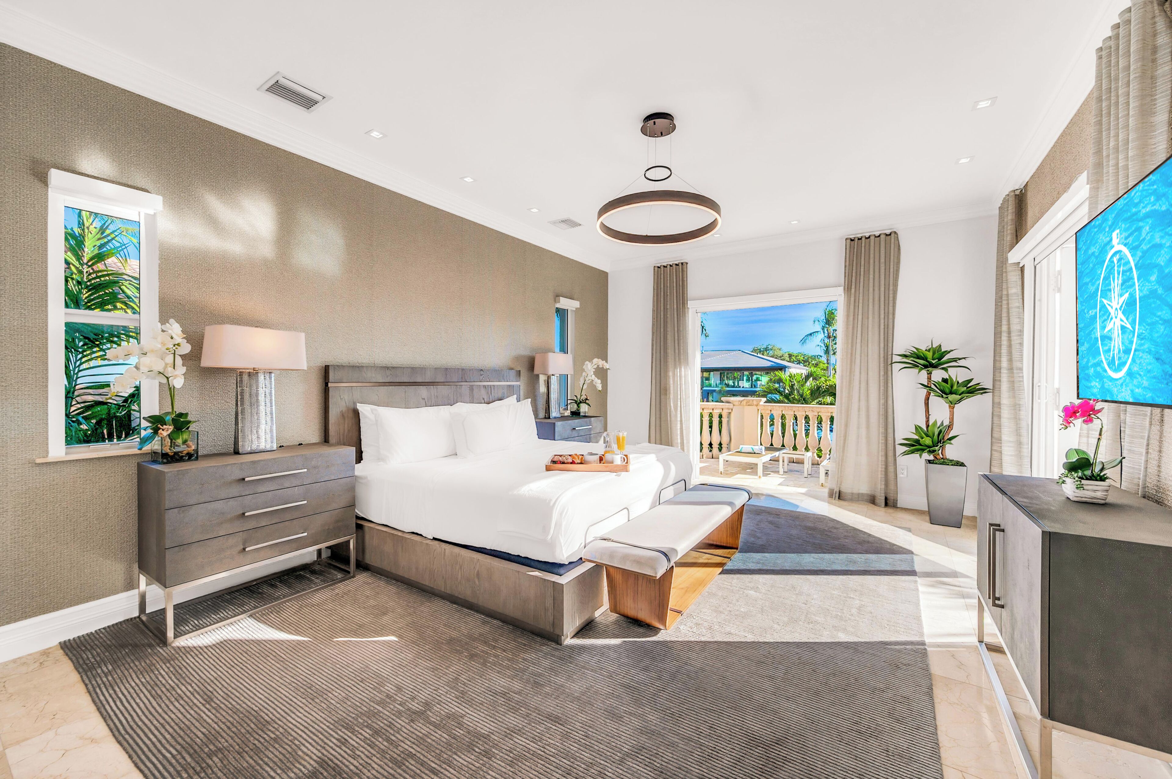 5 habitaciones, escritorio, tabla de planchar con plancha y wifi gratis 