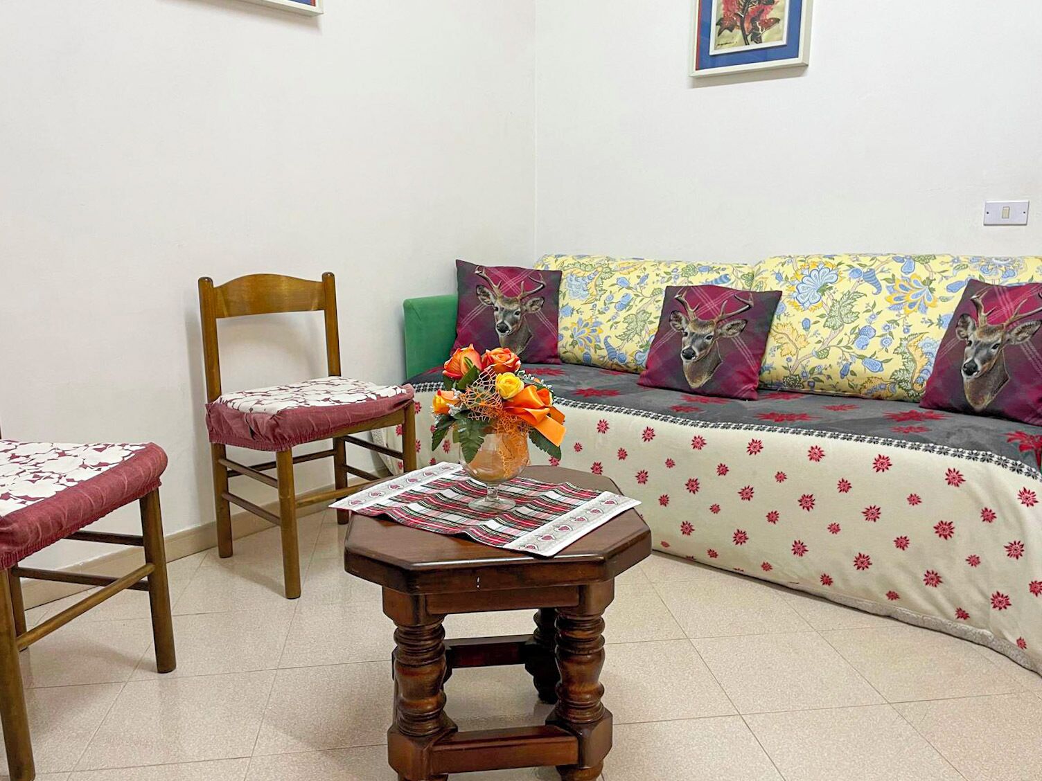 Apartemen, 1 kamar tidur, pemandangan halaman | Area keluarga | TV layar datar