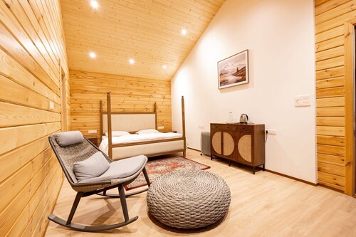 The Kanatal Retreat Cottages (Unit 2)