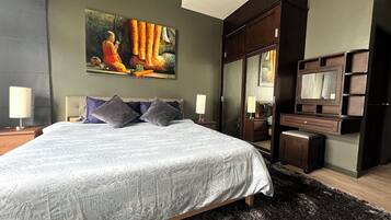 Fer et planche Ă repasser, Wi-Fi, draps fournis