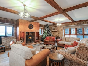 Cottage | Living area | Flat-screen TV - Upper Home Farm (Church Stretton)