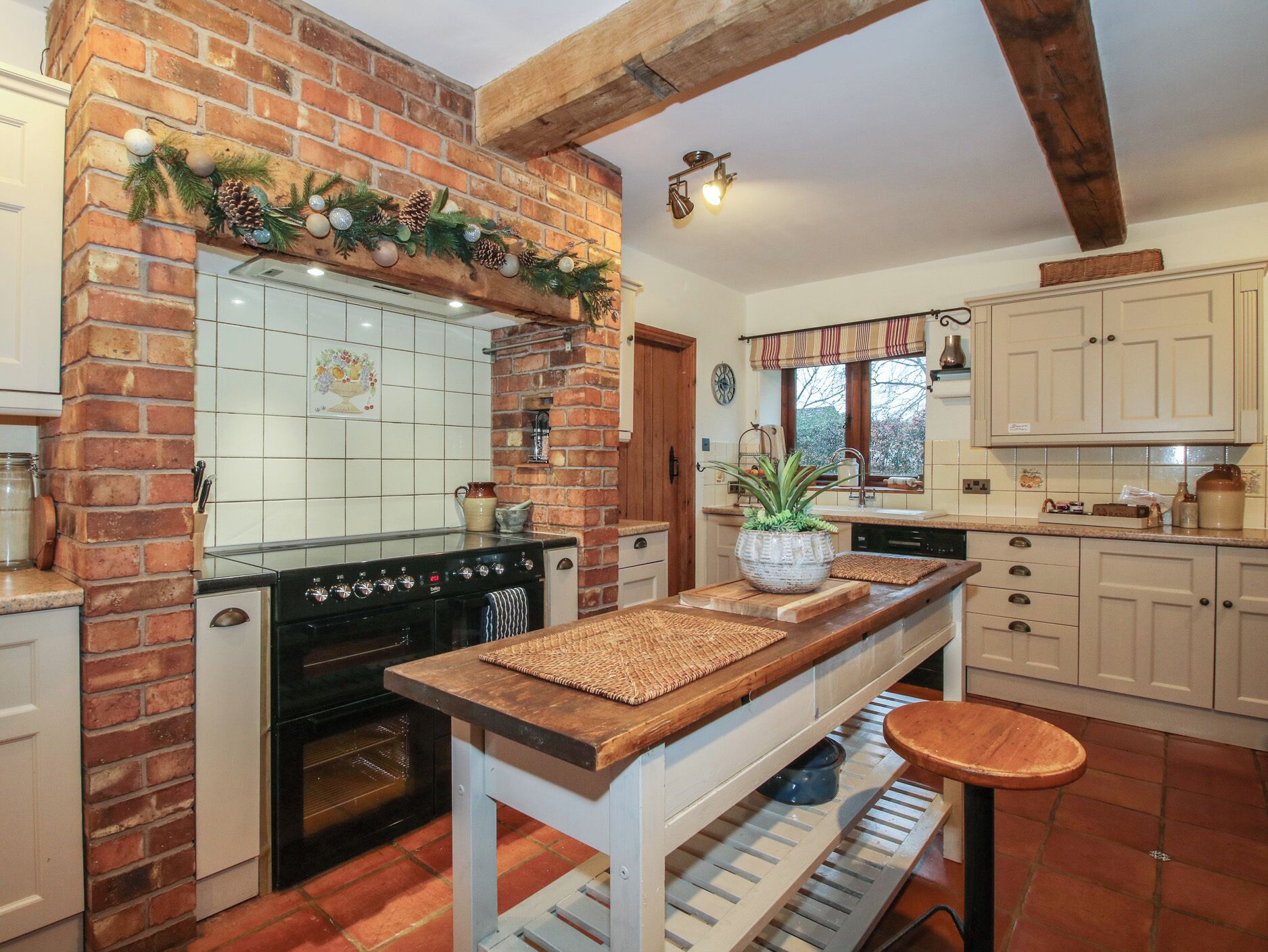 Cottage | Cucina privata | Lavastoviglie, pentole/stoviglie/utensili