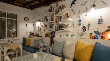 Petit déjeuner buffet compris tous les jours