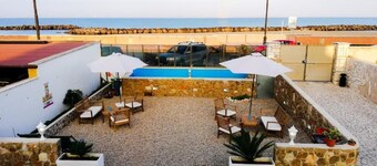 ALBACHIARA GUEST HOUSE