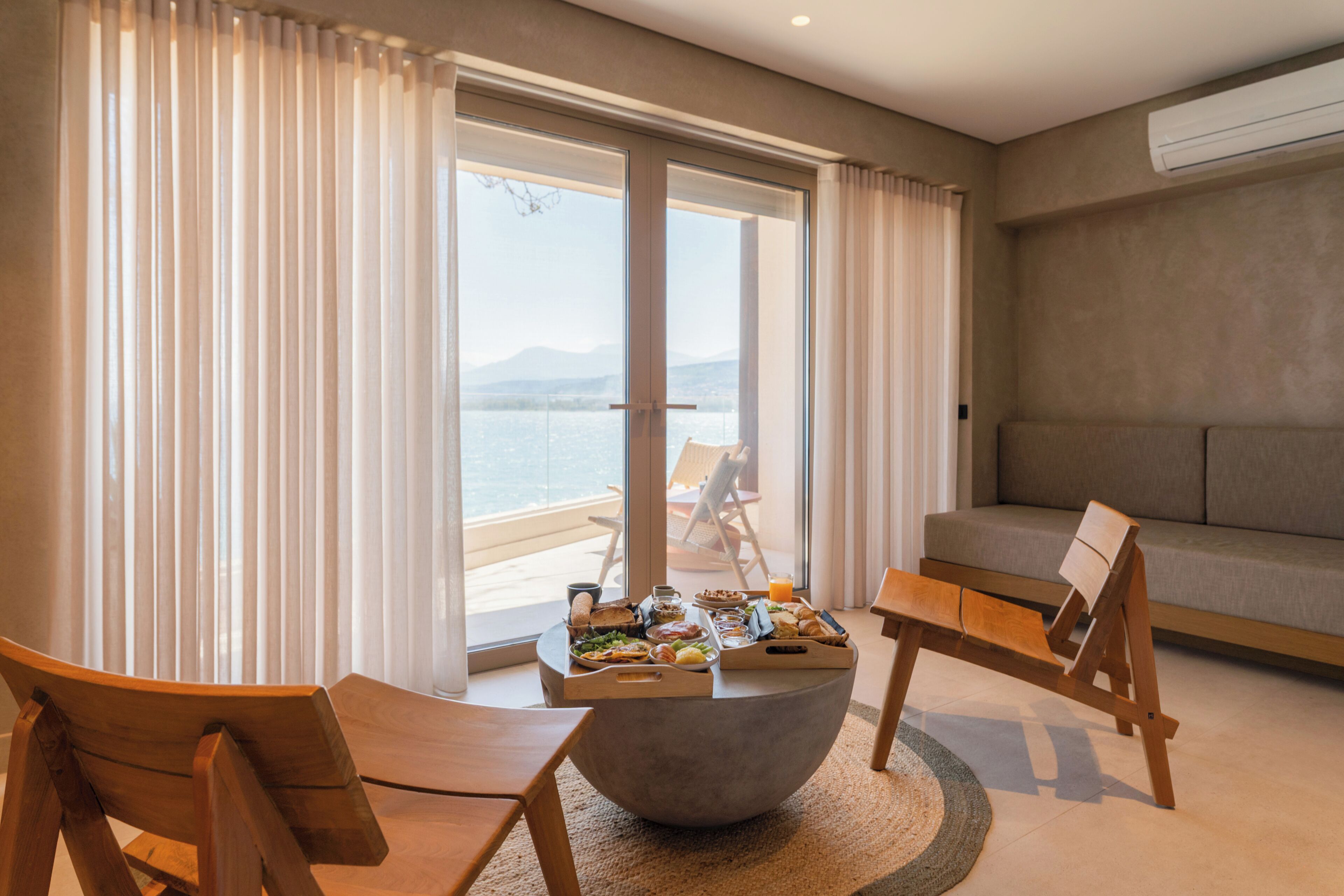 Superior Suite, Sea View | Ruang tamu