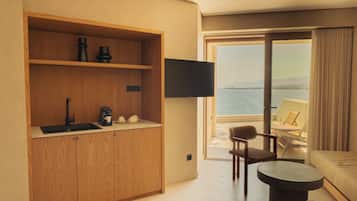 Superior Suite, Sea View | Living area