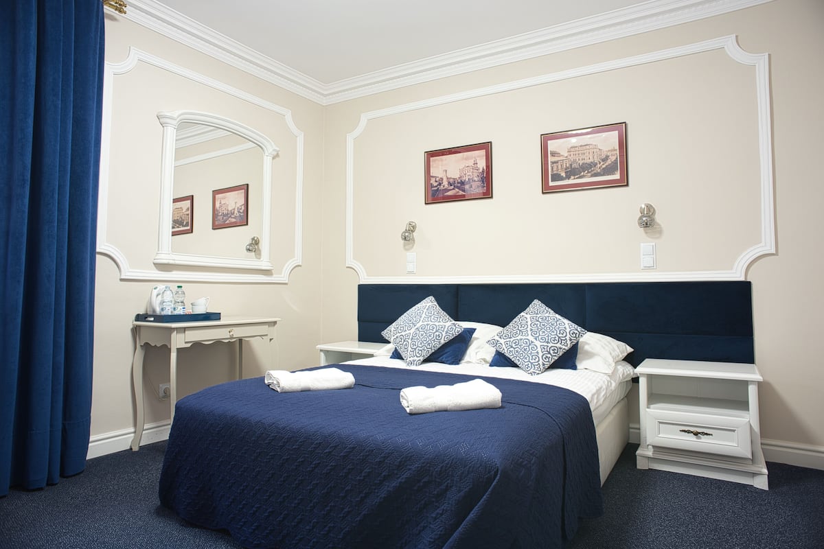 Deluxe Double Room | Free WiFi