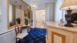 Lobby - Dwór Hetman w Jarosławiu (Jarosław)