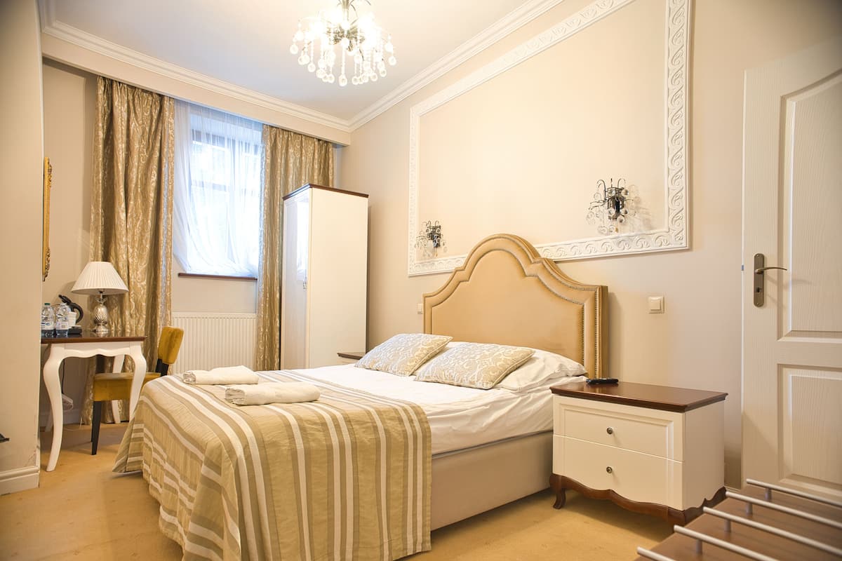 Deluxe Double Room | Free WiFi