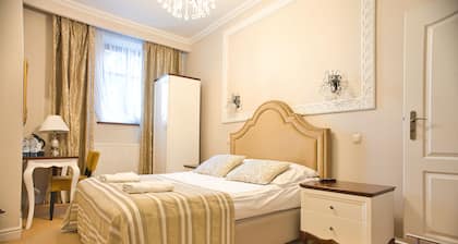 DwĂłr Hetman w JarosĆawiu