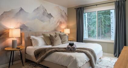 Creekside - Cozy Retreat - Hot Tub - Outdoor Sauna