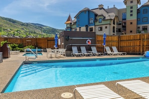 Pool - Base Area Condo | Steps to Ski | Pool and Hot Tub (Steamboat Springs)