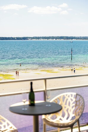 On the beach - Rêve Bleu – Seafront Studio with Balcony, Concarneau (Concarneau)