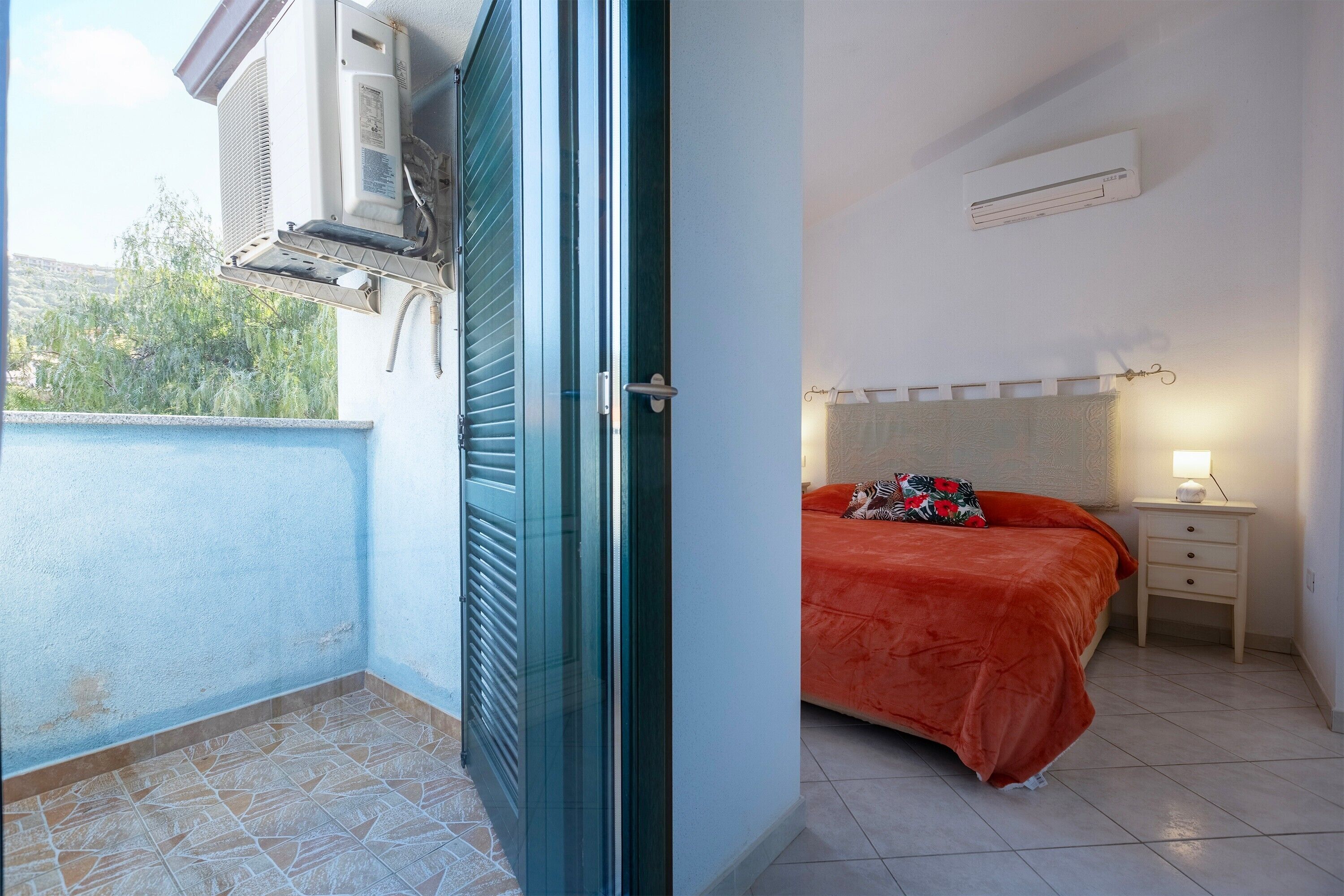 Fer et planche à repasser, Wi-Fi, draps fournis