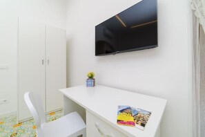 Interior - Sara Luxury Rooms - Positano Room (Meta)