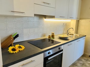 Apartment, 3 Schlafzimmer, Terrasse, Stadtblick | Innenbereich