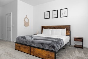 3 Schlafzimmer, Bügeleisen/Bügelbrett, Reisekinderbett, kostenloses WLAN