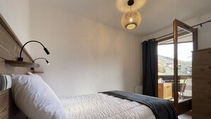 Unclassified image, 4 of 35, button - (CI.55) 2-room ski-in/ski-out south mountain corner (Les Menuires)