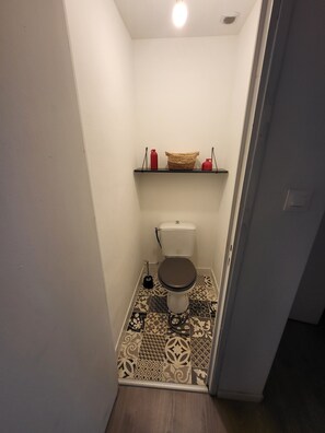 Handtücher, Toilettenpapier