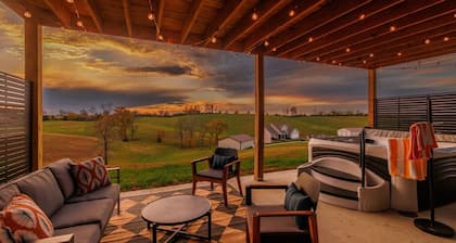 Bourbon Trailhead - 4 Kings • Game Room • Hot Tub