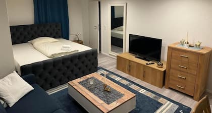 Ellada Restaurant & Hotel