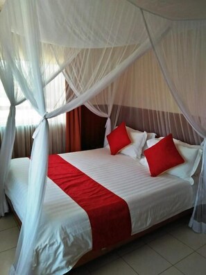 Deluxe Double Room | Free WiFi, bed sheets - Bomen Hotel Isiolo (Isiolo)