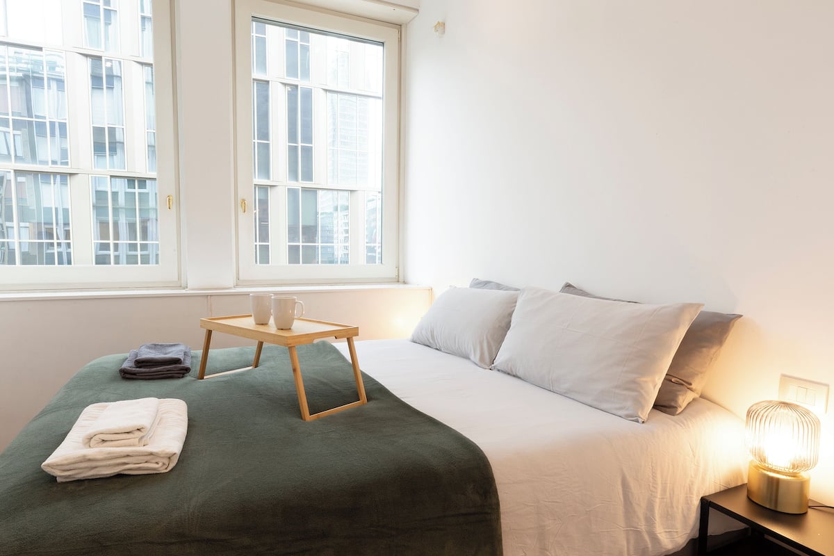 Doppia Standard, vista città | Ferro/asse da stiro, Wi-Fi gratuito