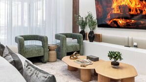Een televisie en videogames