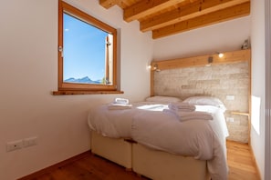 2 Schlafzimmer, Bügeleisen/Bügelbrett, Bettwäsche