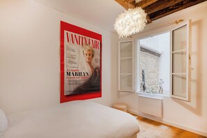 Comfort appartement, uitzicht op stad | Een strijkplank/strijkijzer, gratis wifi
