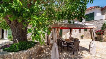 Restauration extérieure