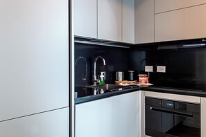 Studio, Terrasse | Eigene Küche | Kühlschrank, Ofen, Herdplatte, Wasserkocher