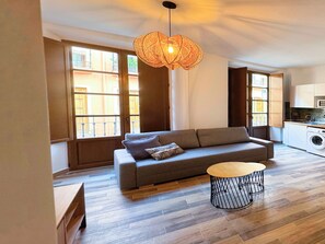 Standard Apartment | Living area