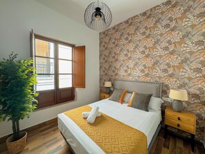 Family Apartment - Apartamentos Plaza San Agustin 3000 (Granada)