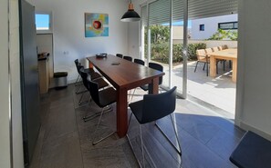 Deluxe Villa, Mountain View | Living area - Villasroyale (San Bartolomé de Tirajana)