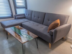 Basic Studio | Living area