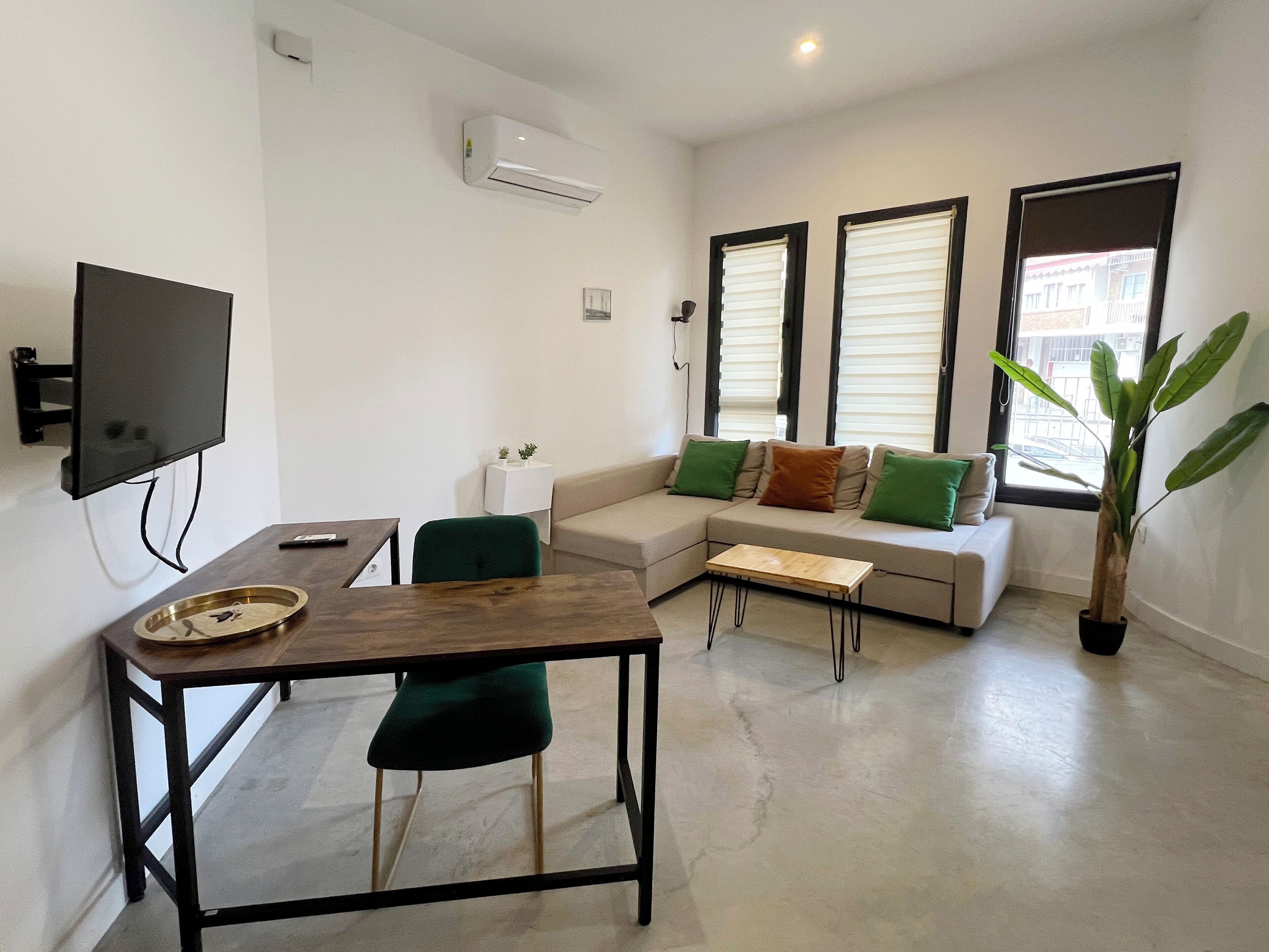 Basic Studio | Living area
