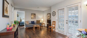 Stylish Private Apartment in Tucker, near Emory, Stone Mountain, Atlanta
