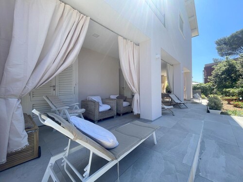 Apartment 'Villa Atusca' mit privatem Garten, WLAN und Klimaanlage