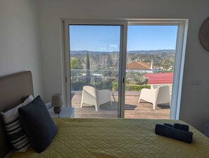 3 soverom, strykejern/-brett, wi-fi (inkludert) og sengetøy