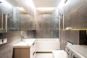 Bathroom - ShortStayPoland Grzegórzecka C6 (Kraków)